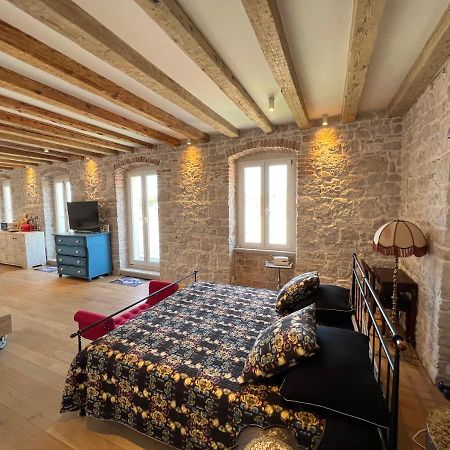 Palazzo Di Toma Διαμέρισμα Milna  Εξωτερικό φωτογραφία