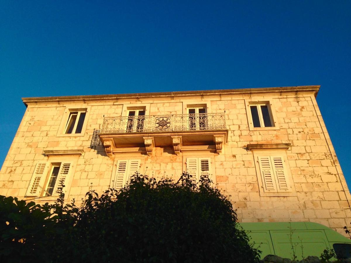 Palazzo Di Toma Διαμέρισμα Milna  Εξωτερικό φωτογραφία