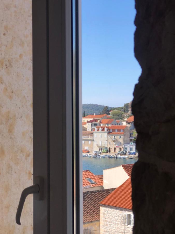 Palazzo Di Toma Διαμέρισμα Milna  Εξωτερικό φωτογραφία