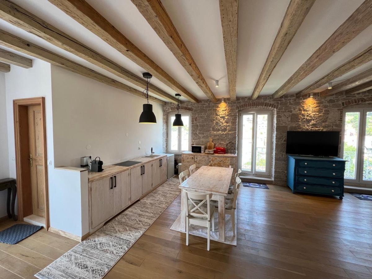 Palazzo Di Toma Διαμέρισμα Milna  Εξωτερικό φωτογραφία